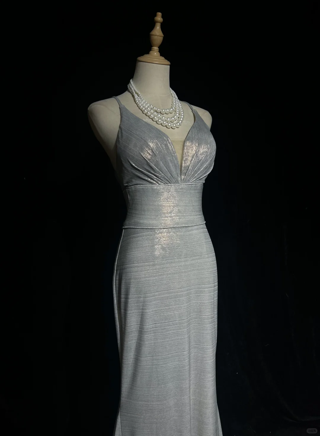 ✨Girlhomeshops-Silver Grey Spaghetti Strap Metallic Mermaid Evening Gown gh10155