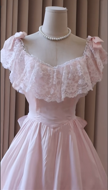 Light Pink Sweetheart Off Shoulder Homecoming Dress Lace Ruffle Neckline Bow Straps A-Line Tea Length Formal Party Gown gh9457