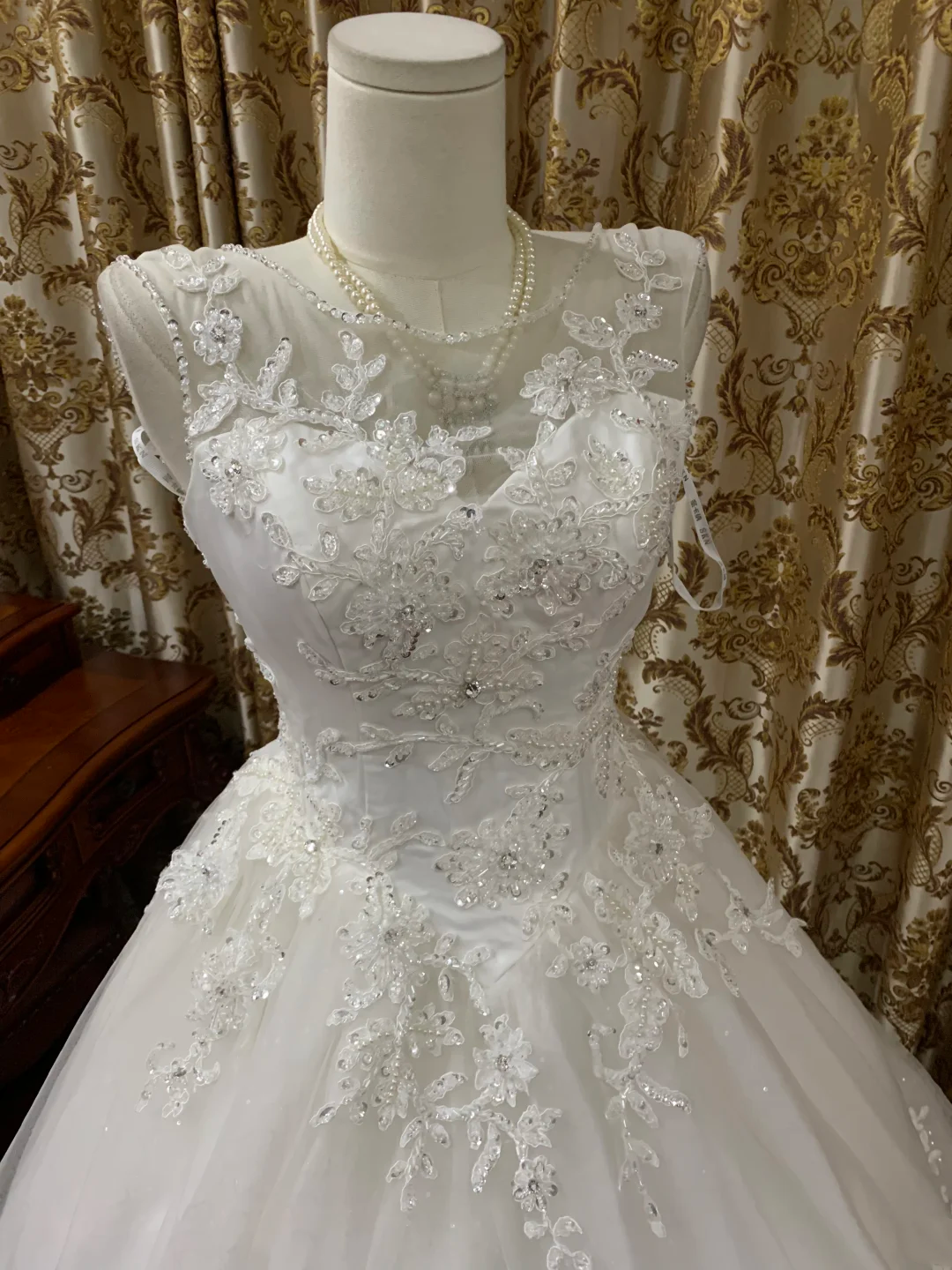 White Vintage Sleeveless Waist-Cinched Puffy Skirt Prom Dress, Graduation Gown, Wedding Dress gh7248