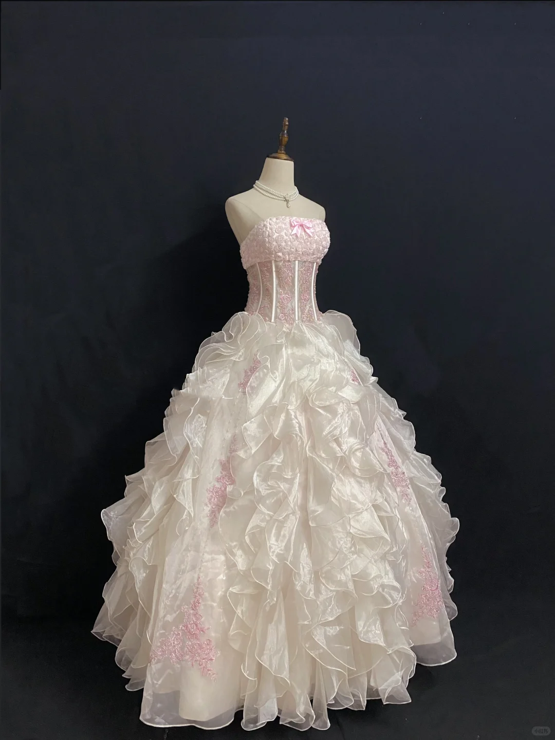 Blush Pink Strapless Romantic Gown, Embroidered Design, Cinched Waist, Vintage Fluffy Tiered Cake Skirt, Wedding Dress & Bridal Gown gh8279