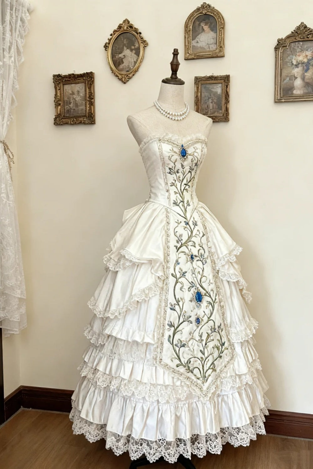 Girlhomeshops - Robe longue en satin blanc ivoire, élégante, style conte de fées, style rétro classique, style palais de rêve, style Lolita, robe de bal florale, gh5939