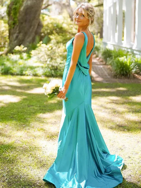 Blaues elegantes V-Ausschnitt langes Satin-Ballkleid Abendkleid Hochzeitsgast Partykleid gh3343