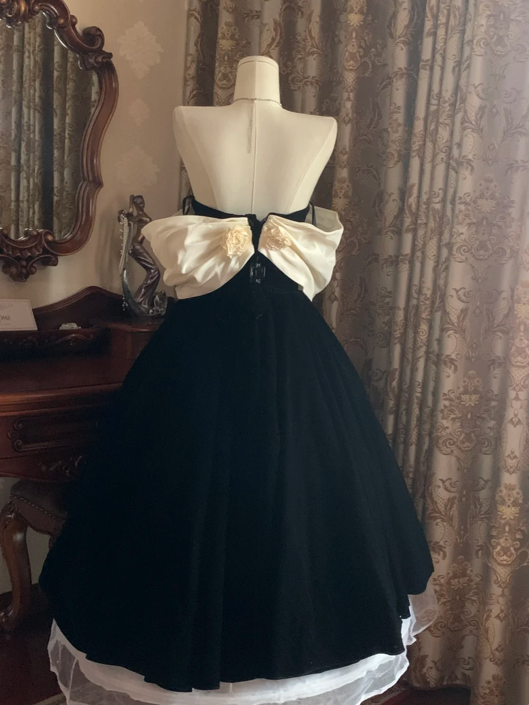 Black Off-the-Shoulder Waist-Cinched A-Line Voluminous Skirt Prom Dress, Evening Gown, Graduation Gown gh7256