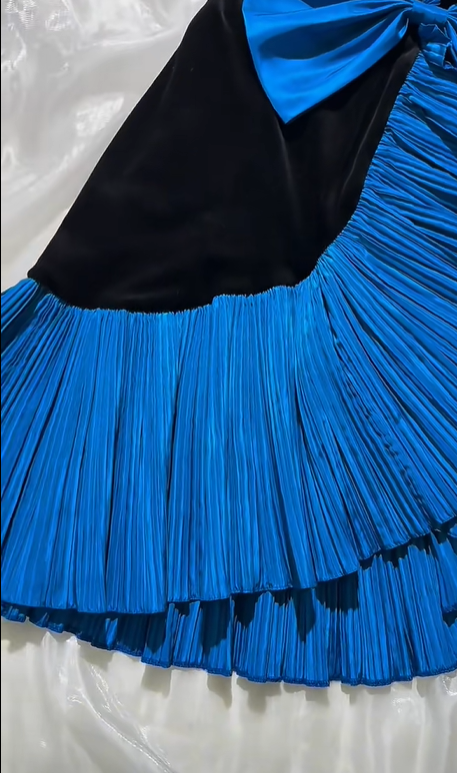 Vintage Luxury Strapless Prom & Evening Party Dress, Black Bodice with Blue Skirt gh8532