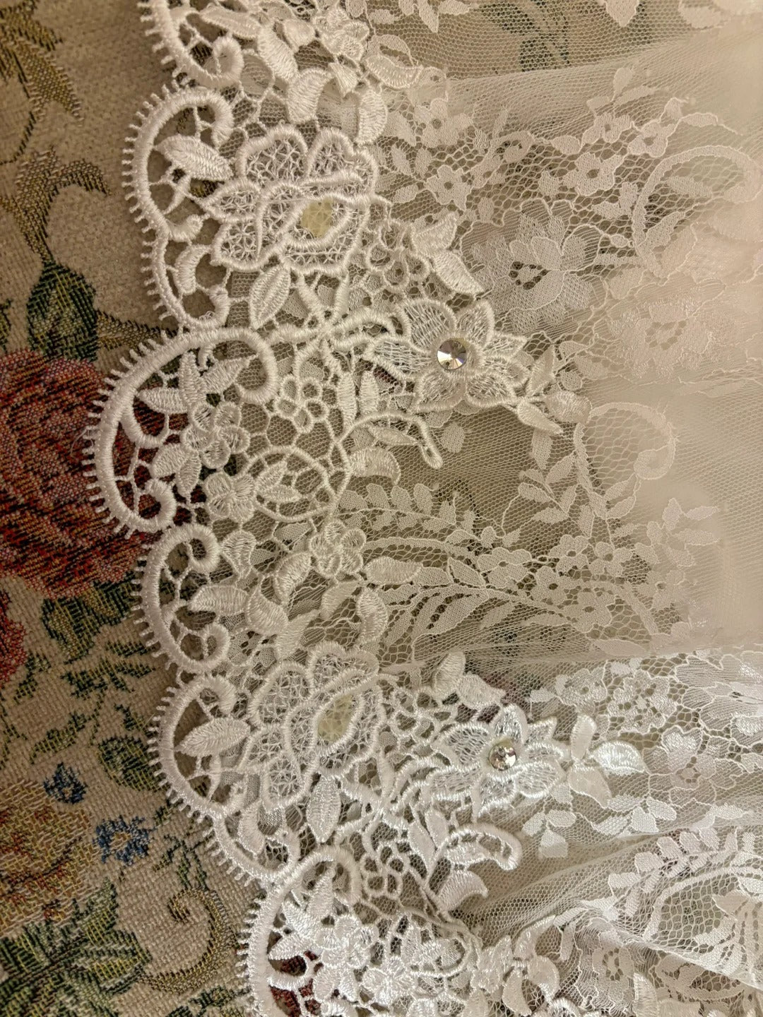 Weiße Spitze Fischschwanz rückenfrei elegante lange Tüll Schleppe Ballkleid Abendkleid Brautkleid gh4385