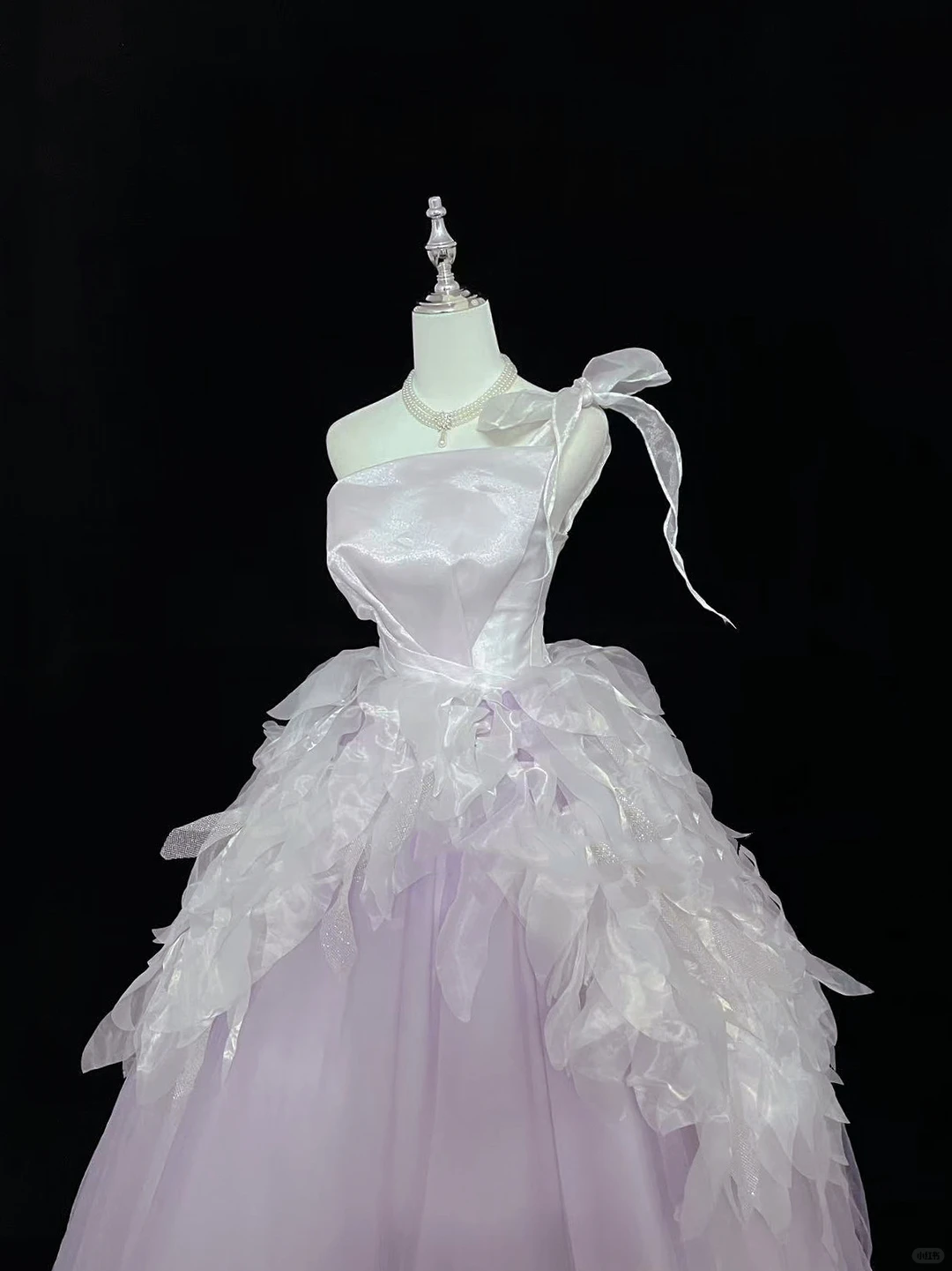 Lavender Strapless Cinched Waist Voluminous Skirt Elegant Romantic Dress, Wedding Gown gh7980