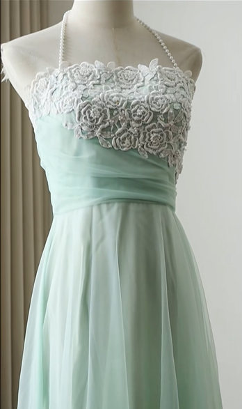 Mint Green Halter Chiffon Bridesmaid Dress White 3D Floral Lace Bodice Floor Length Prom Evening Formal Dress gh9449