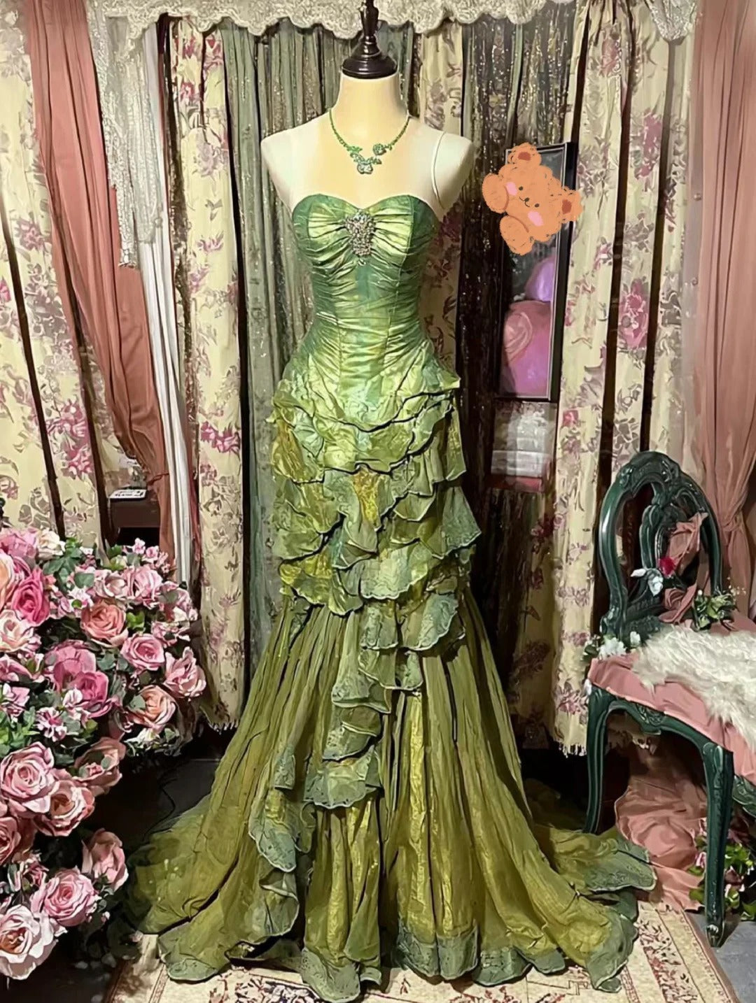 Robe de soirée longue en satin et tulle, élégante et élégante, style rétro, avec strass, longueur au sol, style vert gh4157
