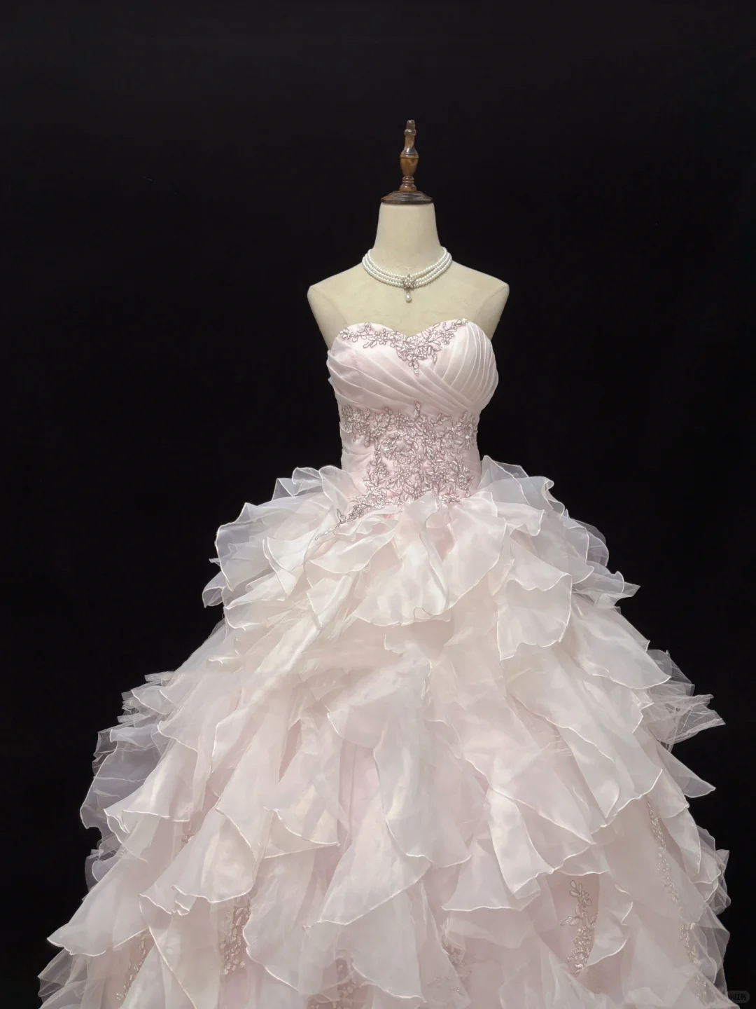 Blush Pink Strapless, Cinched Waist, Embroidered Vintage Voluminous Tiered Skirt Elegant Romantic Dress, Wedding Gown gh8085