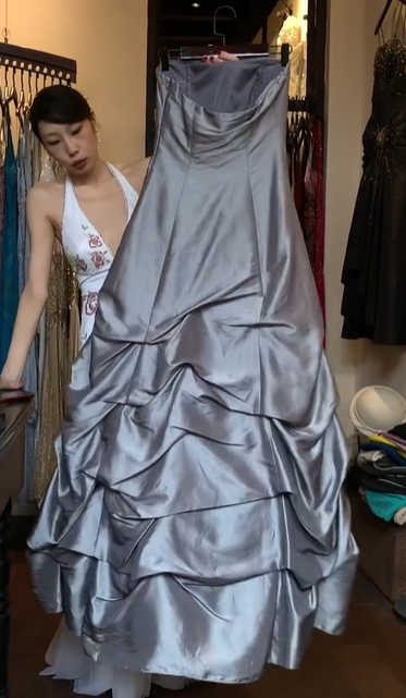 Strapless Silver Grey Satin Prom Dress Hand Beaded Rhinestone Tiered Stacked Ruffle Formal Gown gh9803