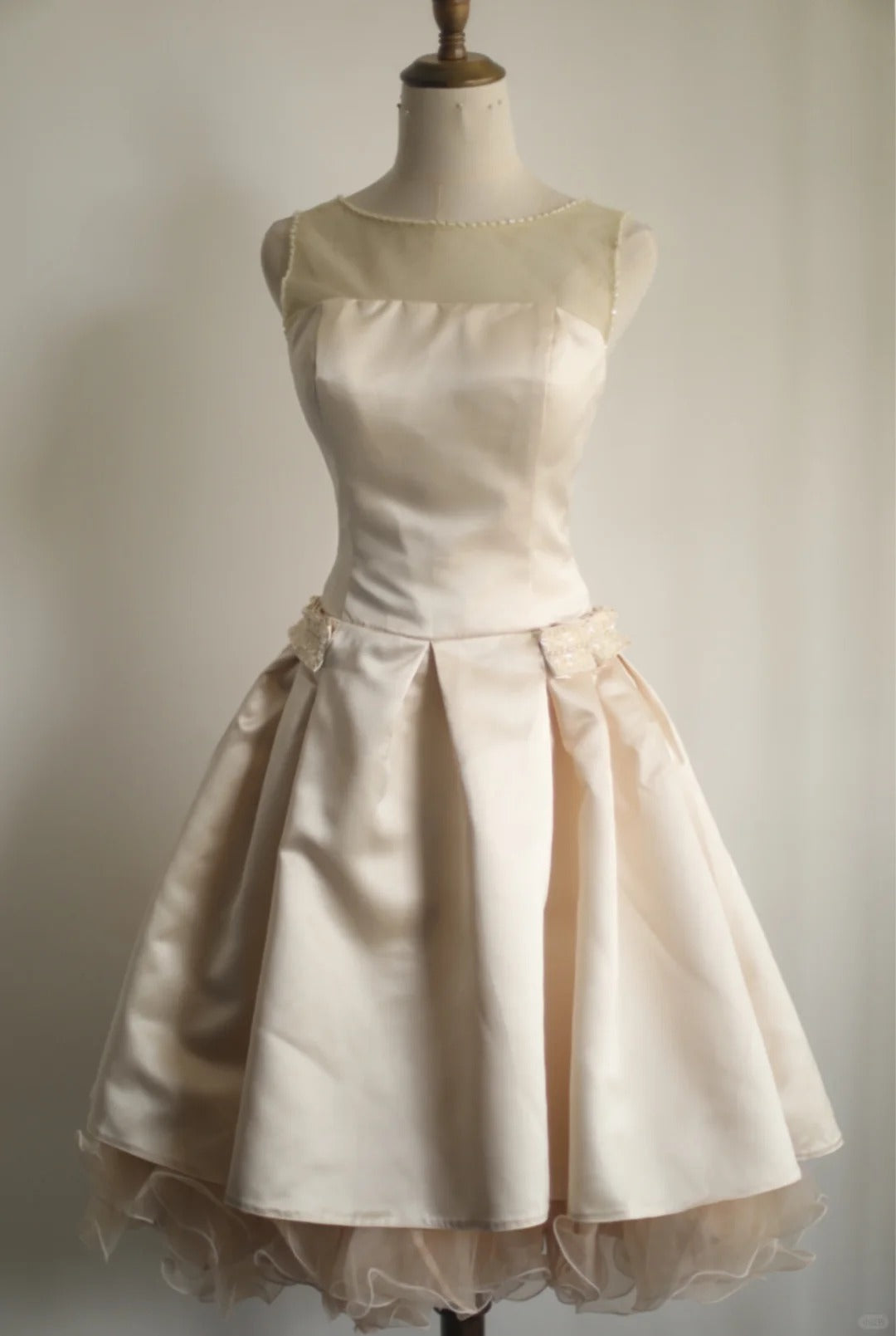 Champagner Zarte Perlen Mode Kurzes Tüll Satin Prinzessinnenkleid Hochzeitskleid Homecoming Kleid Geburtstagsparty Kleid Cocktail Party Kleid Abendkleid Ballkleid Abendkleid gh3969