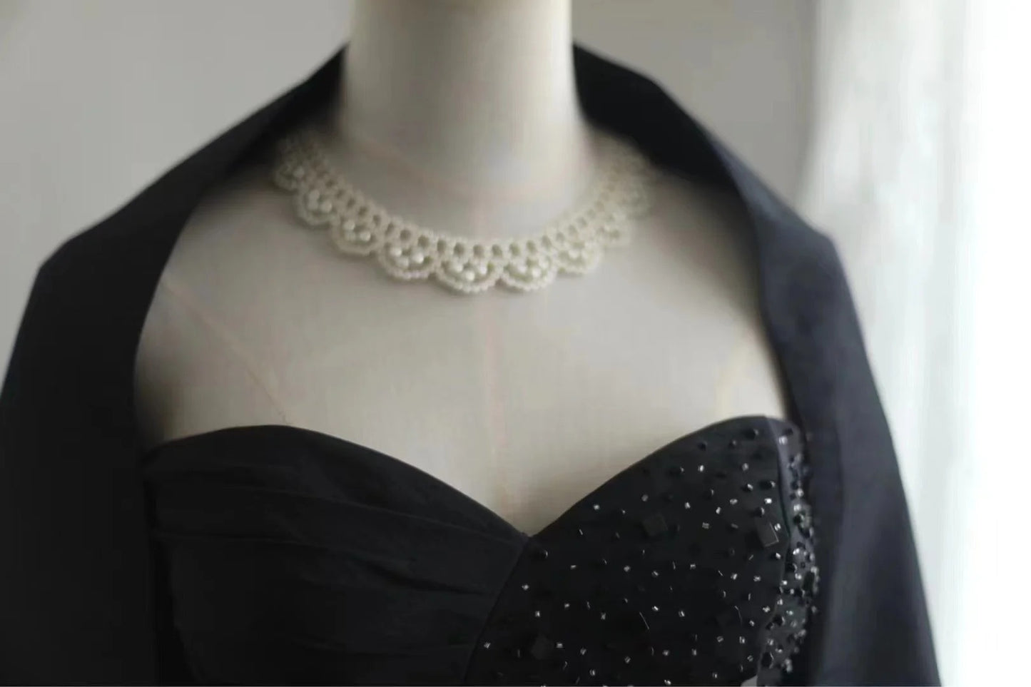Schwarzes Vintage-Kleid, süß, elegant, exquisiter herzförmiger Ausschnitt, plissiert, kurz, Prinzessinnen-Taft, Heimkehrkleid, Ballkleid, Abendkleid, Partykleid, gh4167