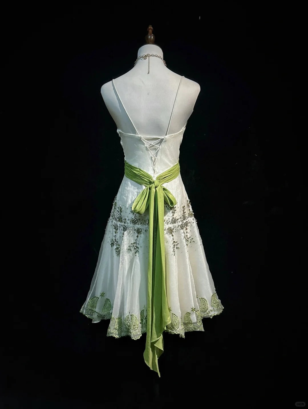 Hellgrün Frühling Sommer Neuer Stil Retro Mode Elegant Exquisite Strass Perlen Blumen Kurzes Tüll Homecoming Kleid Geburtstag Party Kleid Ballkleid Abendkleid Ballkleid gh3861