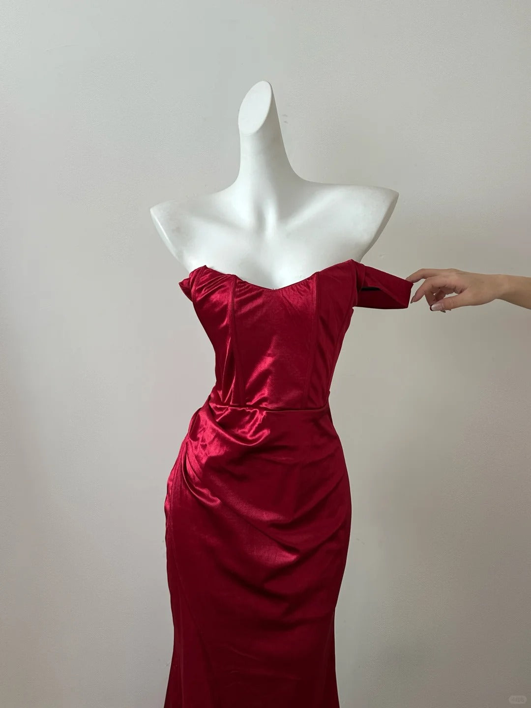 Robe de soirée longue rouge brillante, élégante, longueur au sol, en satin, fendue, sexy, robe de bal, robe de soirée, robe de bal, gh4053