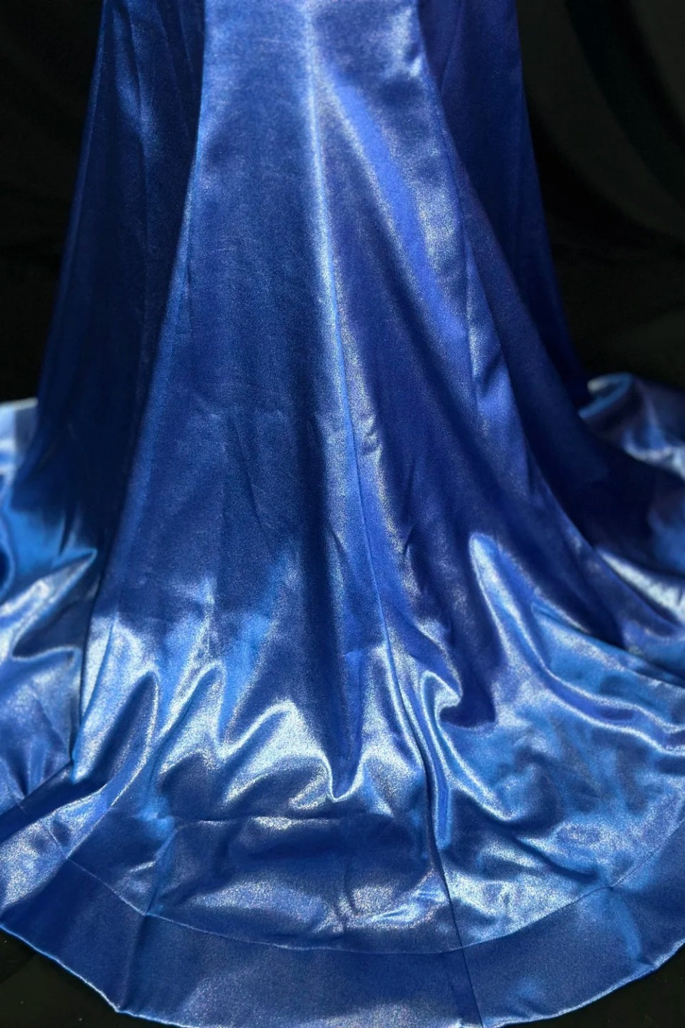 girlhomeshops - Superbe robe de soirée à strass dans le dos, Croix Bleue gh5847