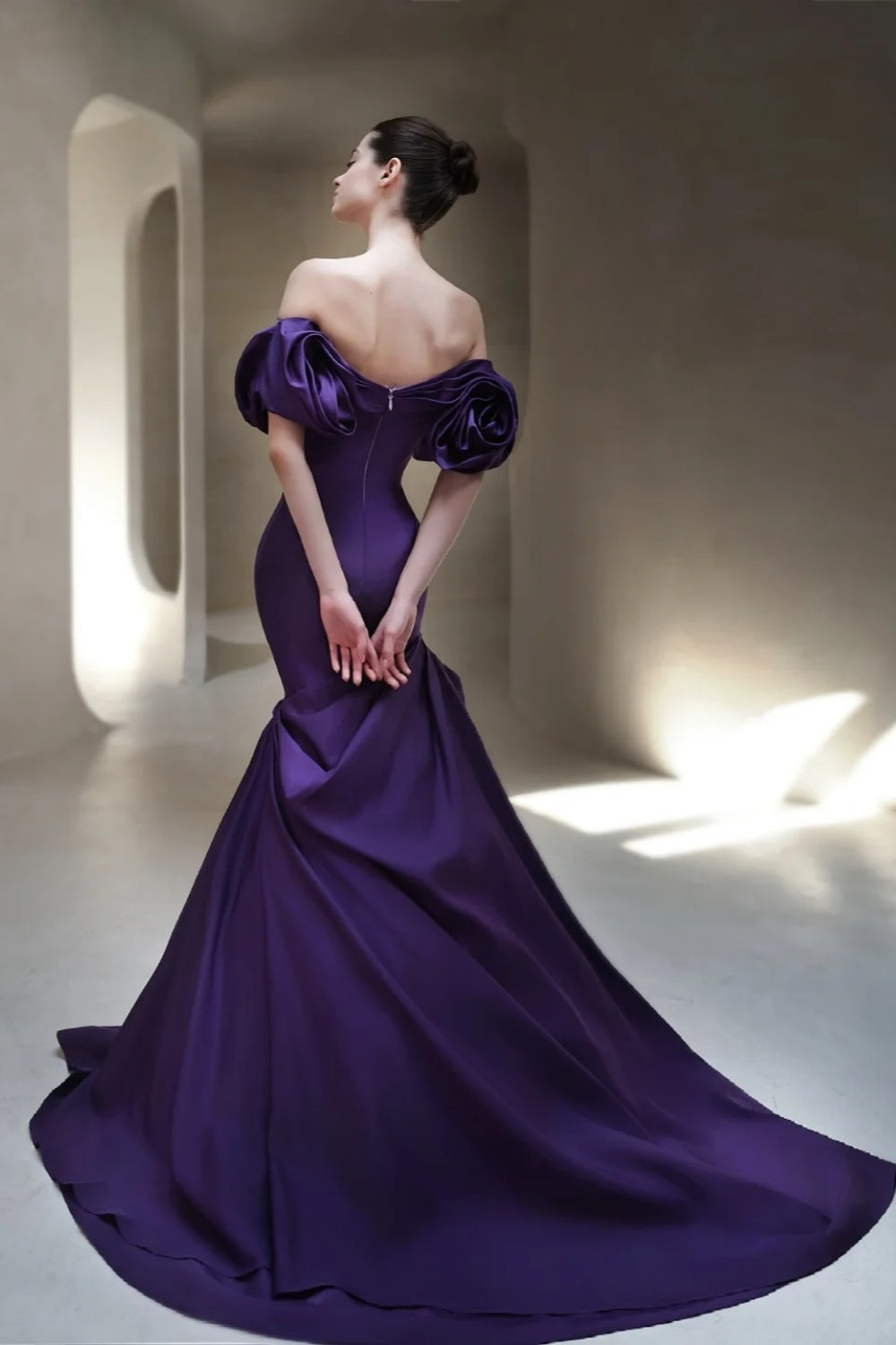 girlhomeshops-Elegantes, langes Satin-Abendkleid mit Schleppe in Lila gh6236