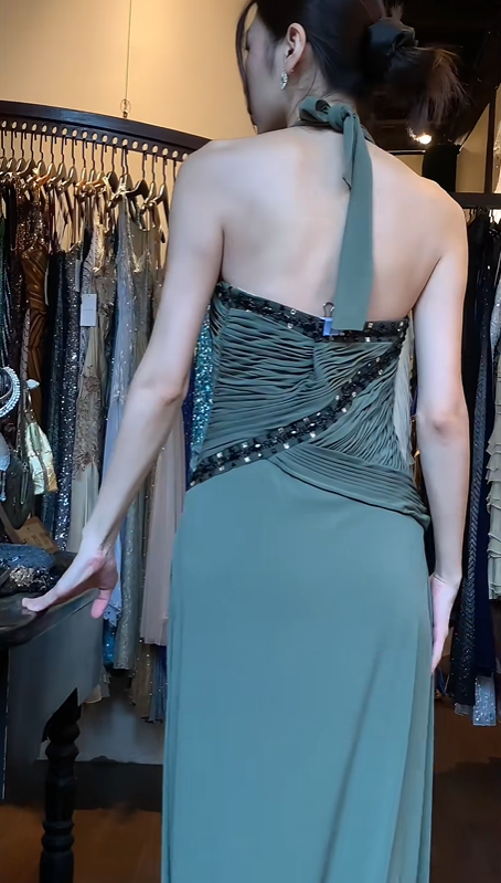 Halter Neck Dusty Green Chiffon Evening Gown Ruched Bodice Beaded Trim Long Prom Dress gh9683