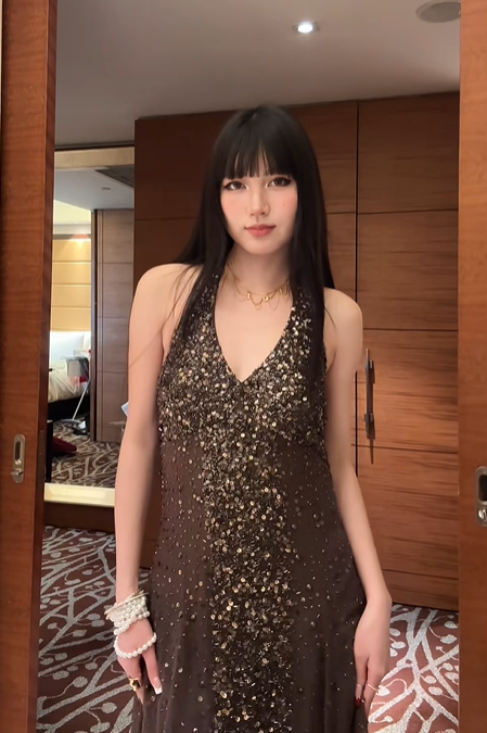Dark Brown Vintage Sequin Halter Fitted Waist Luxury Prom & Evening Party Dress gh8395