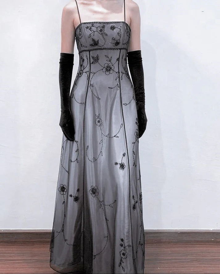 Graues, zartes, perlenbesetztes, langes Tüll-Ballkleid, elegantes Abendkleid, formelles Geburtstagspartykleid, Ballkleid gh3612