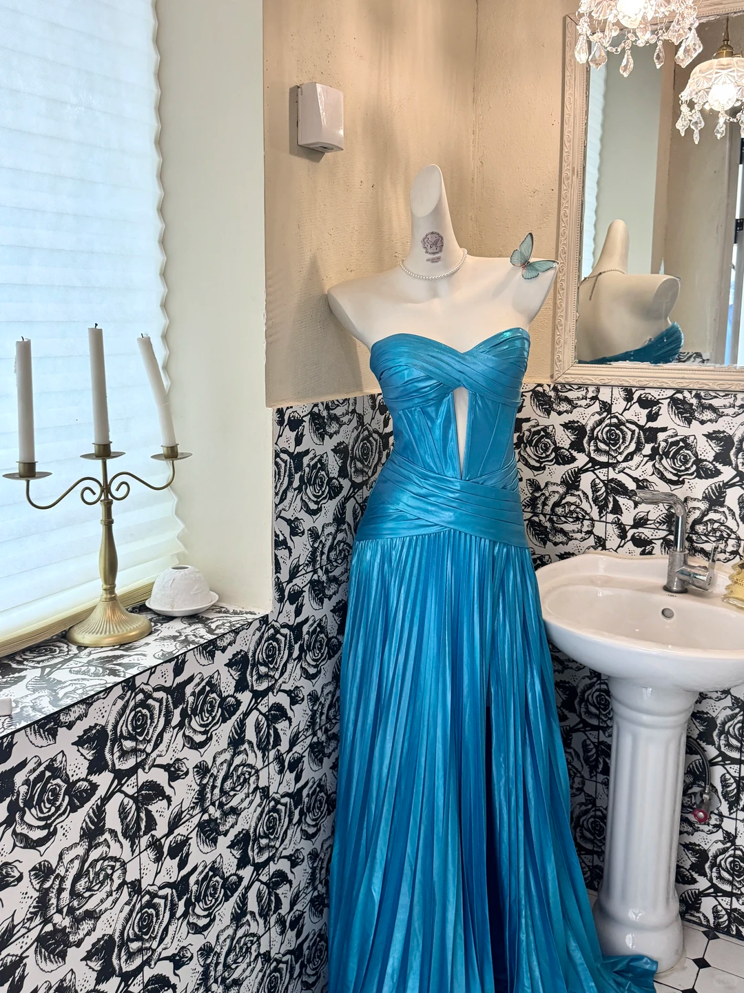 Sky Blue Strapless Waist-Cinched Fitted Long Vintage Elegant Romantic Dress, Wedding Gown gh7503