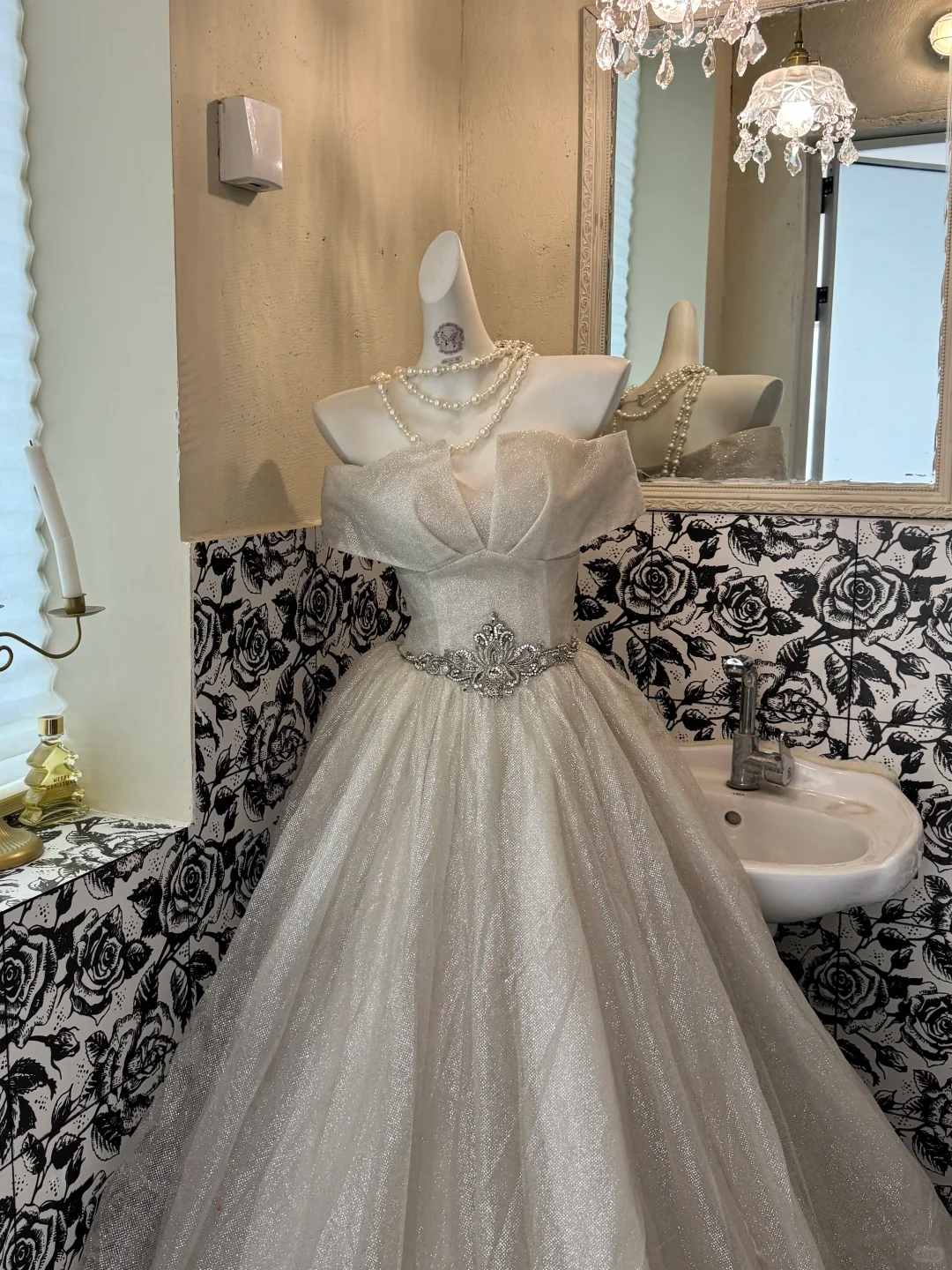 Light Gray Strapless Waist-Cinched Voluminous Full Skirt Luxury Romantic Dress, Wedding Gown gh7622