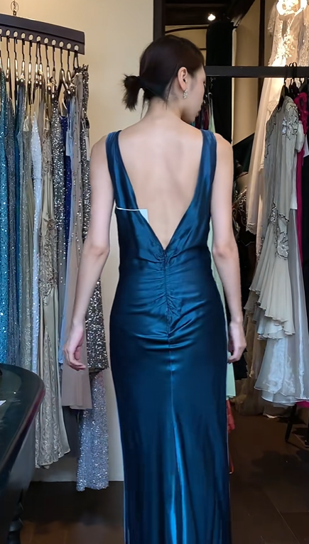 Sleeveless Peacock Blue Satin Evening Gown Deep V Front Ruched Ruffle Long Prom Dress gh9706