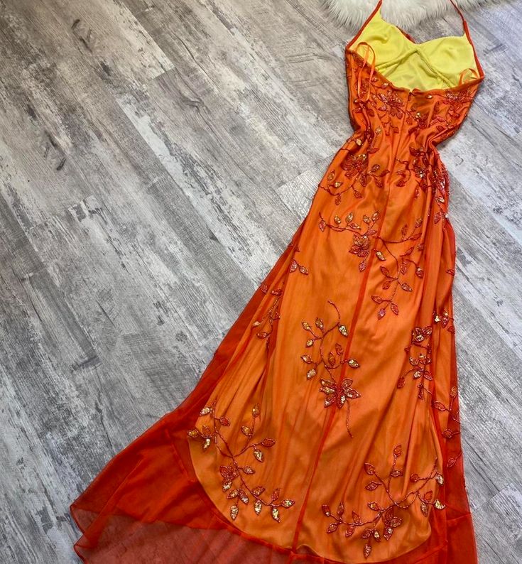 Robe de soirée longue élégante en tulle à bretelles spaghetti et col licou, orange, magnifique et exquise, robe de soirée sirène, coupe ajustée, gh3172