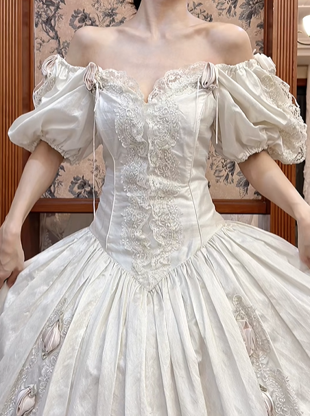 Ivory Vintage Satin Ball Gown Wedding Prom Dress, Sweetheart V‑Neck Puff Sleeves With Bows, Floral Lace Appliqués, Multi‑Tier Lace Cake Hem gh8710