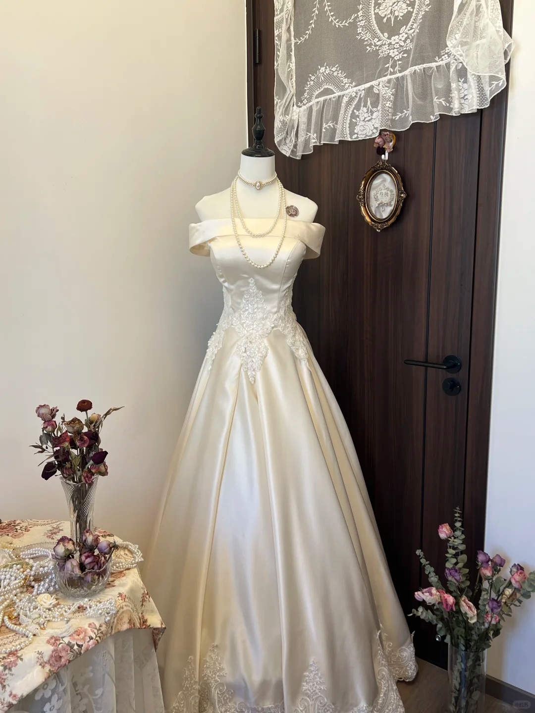 sachin and babi light blue dress Lace Embroidery V-neck Royal Train Satin Wedding Dresses