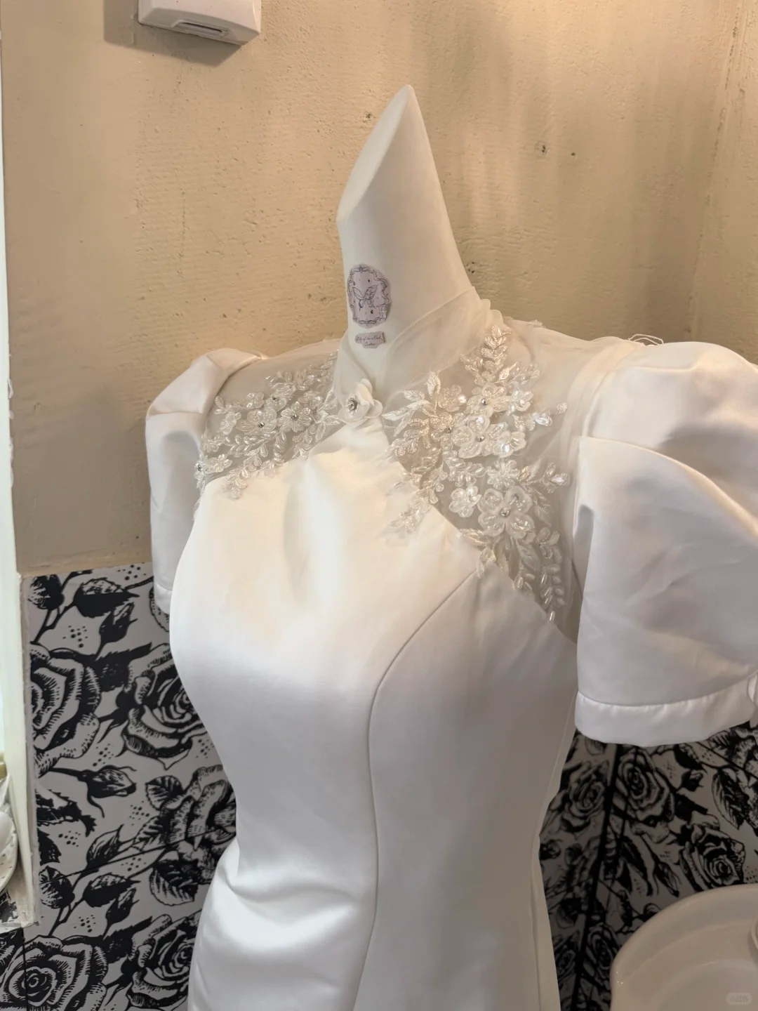 White Puff Sleeve Waist-Cinched Figure-Flattering Bodycon Sexy Long Romantic Dress, Wedding Gown gh7776