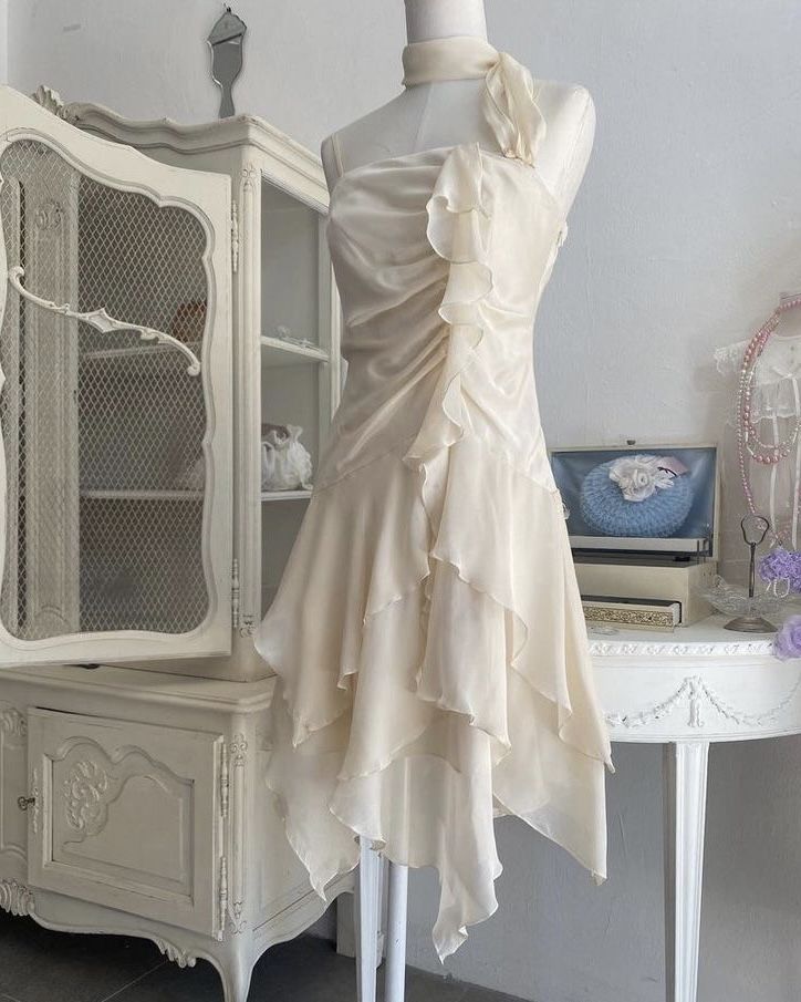 Beiges, kurzes Chiffon-Kleid mit Rüschen, für den Heimkehrtag, Partykleid gh4586