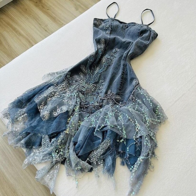 Robe de soirée courte en mousseline de soie à paillettes et perles bleues gh4740