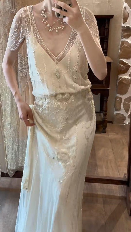 Ivory White 1920s Gatsby Vintage Wedding Gown, Deep V‑Neck Tulle Cape Sleeves Heavy Hand‑Beaded Column Mermaid Bridal Dress gh9078