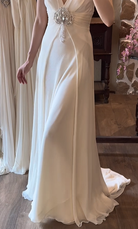 White Vintage Greek Style Wedding Gown, Sleeveless Deep V‑Neck Beaded Pearl Tassel Waist Ornament Chiffon A‑Line Bridal Dress gh9071