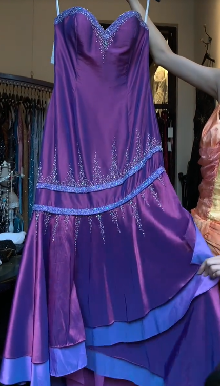 Strapless Purple Satin Prom Dress Sweetheart Neck Rhinestone Beaded Tiered Ruffle Formal Evening Gown gh9821