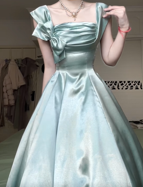 Mint‑Green Satin A‑Line Midi Prom Gown, Square‑Neck Cap‑Sleeve 3D‑Shoulder‑Bow Irregular‑Hem Evening Dress gh9043