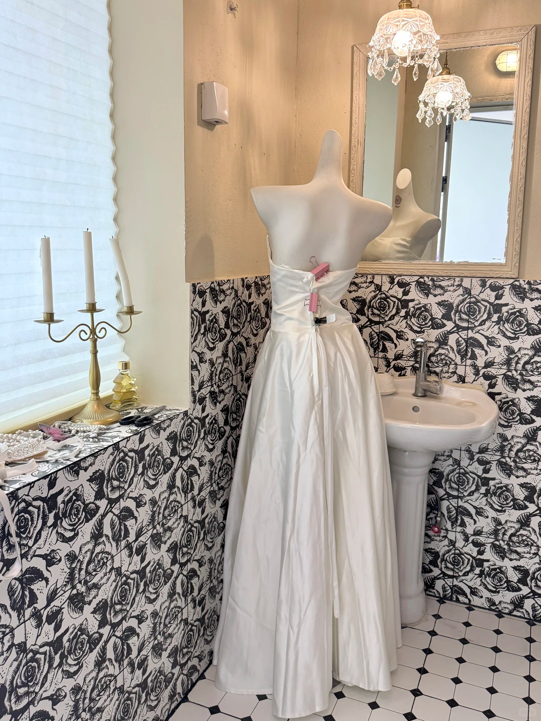 White Satin Strapless Waist-Cinched Full Flared Skirt Elegant Romantic Dress, Wedding Gown gh7651
