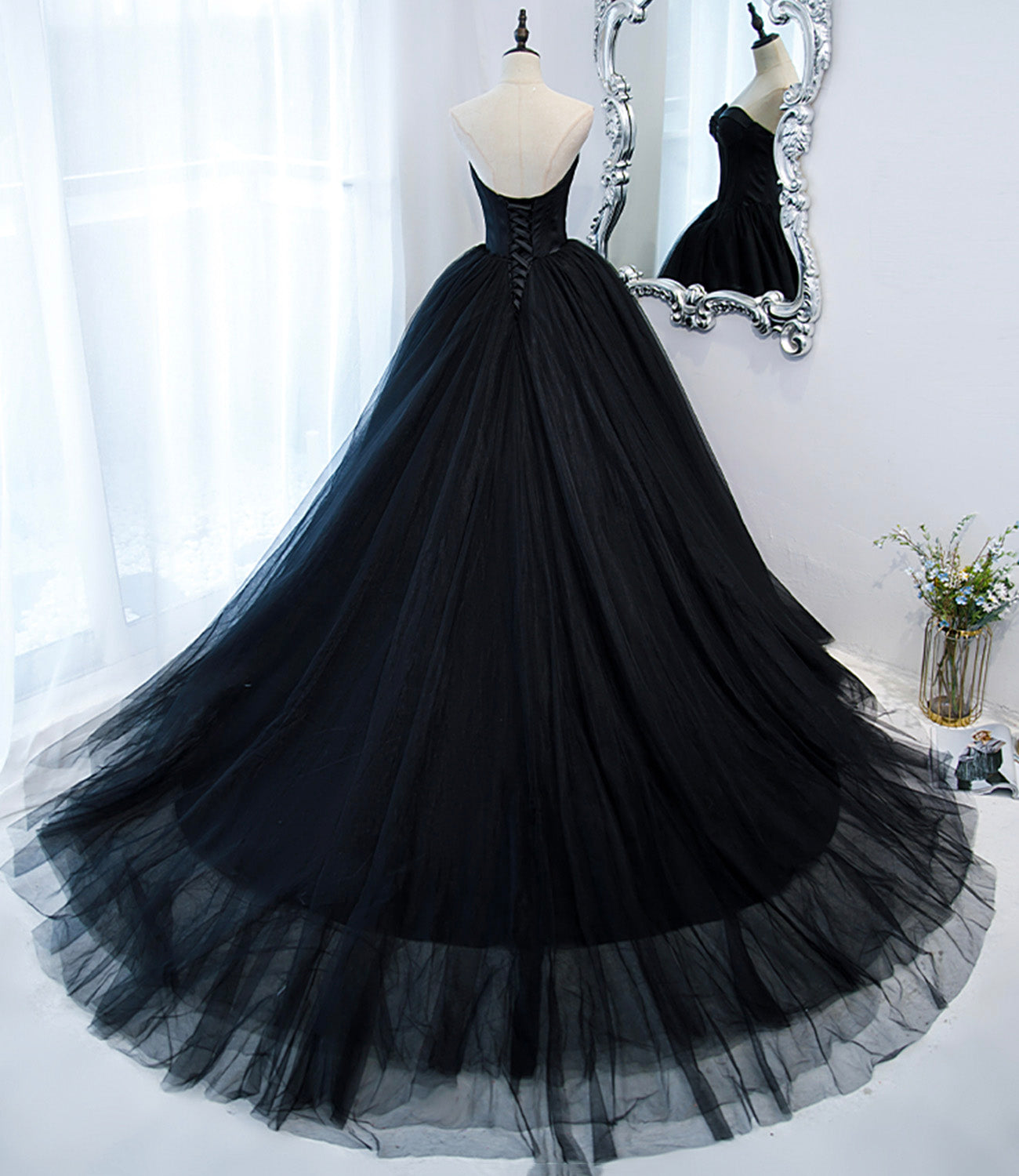 Schwarzes stilvolles und elegantes langes bodenlanges Ballkleid-Abendkleid aus Tüll 10152