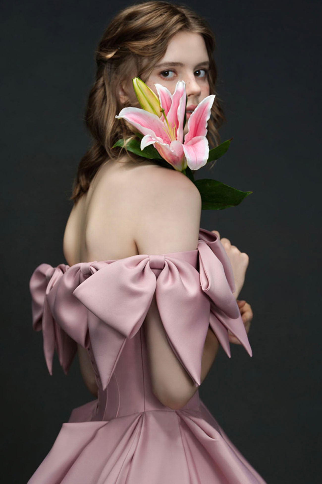 Robe de bal longue en satin rose avec nœud au design unique, robe de princesse 10585