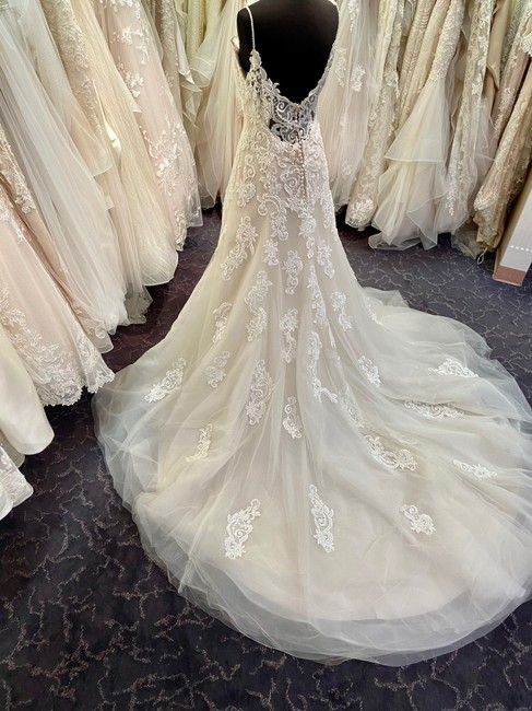 Elfenbein / Soft Blush Spitze Tüll Couture Formelles Hochzeitskleid gh2654