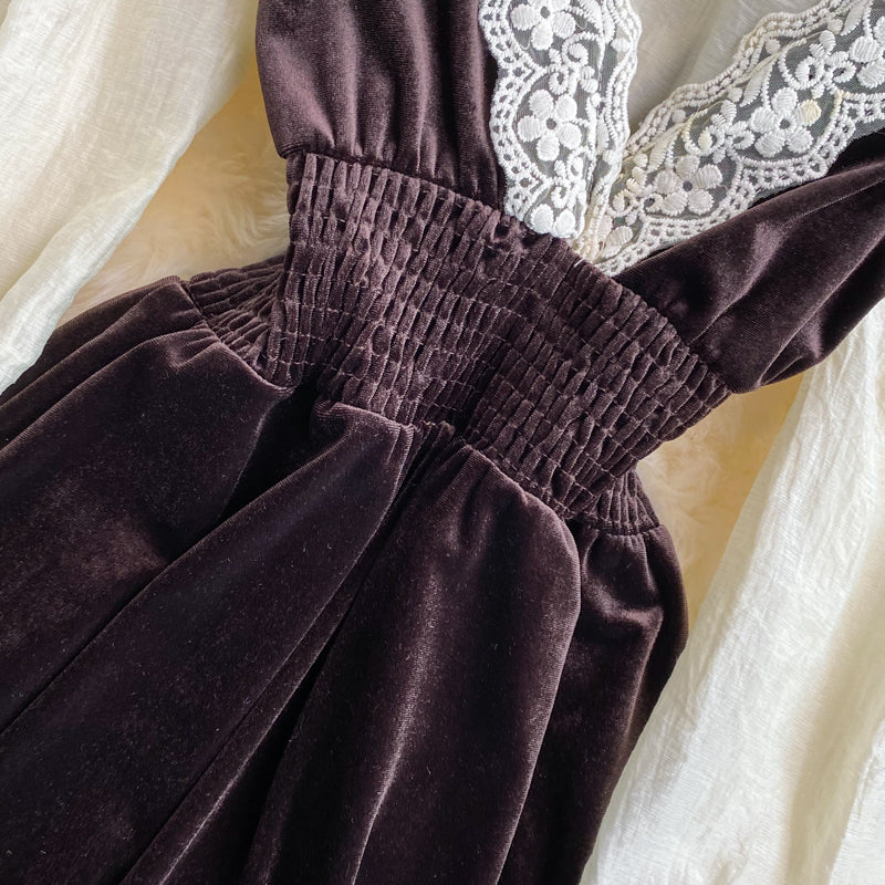 Niedliches zweiteiliges Kleid aus Spitze, Modekleid 403