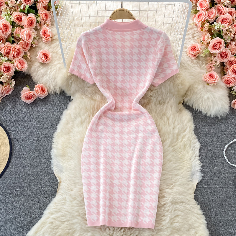 Süßes Hahnentritt-Strickkleid 397