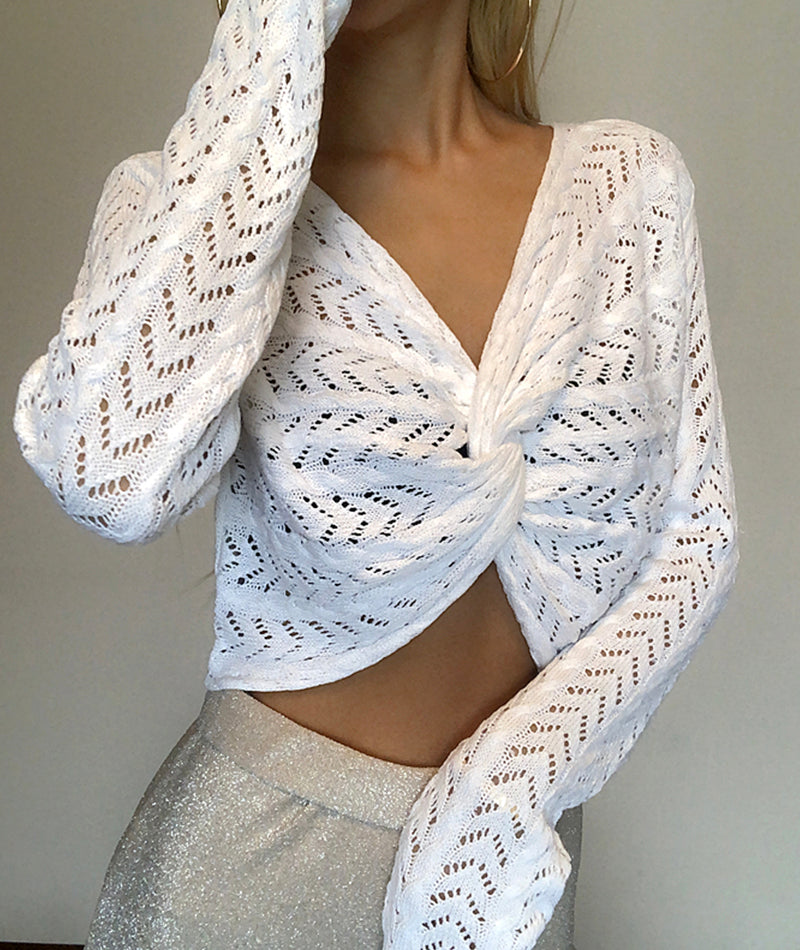 Fashionable v-neck cross cutout knitted top 112