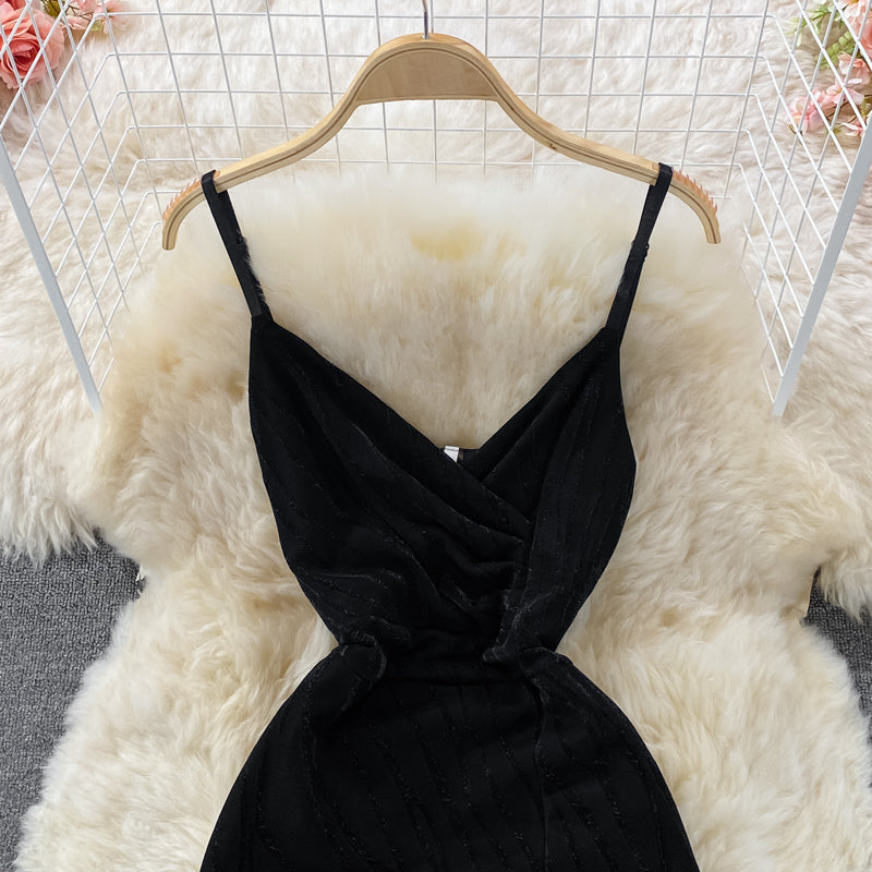 Jupe slim fendue à bretelles coupe zèbre 2983