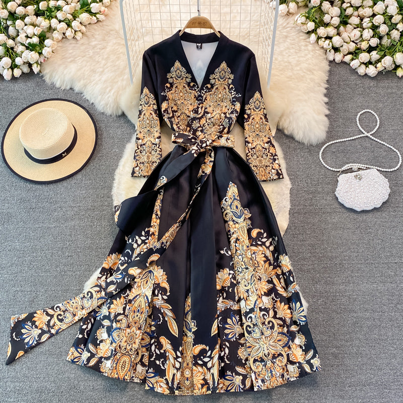 Court Vintage printed long sleeved dress with large swing 3382
