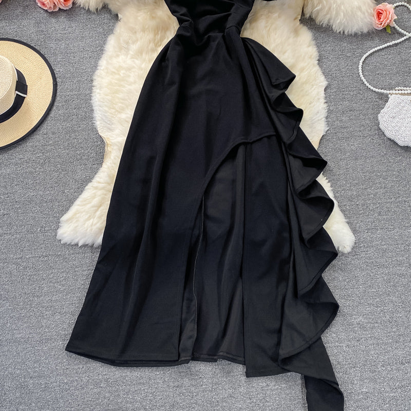 High-End-Kleid mit V-Ausschnitt und atmosphärischem Schlitzrock 2999
