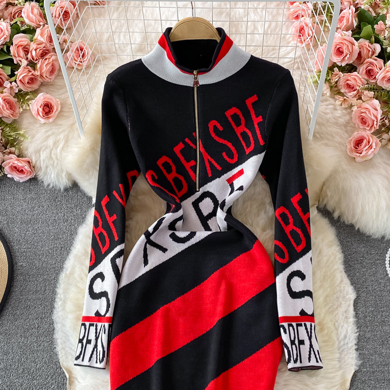 Slim and slim letter printed buttock dress 2911