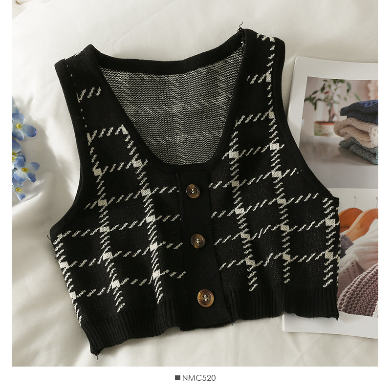 Long sleeve thin knit shirt with short suspender vest 1929