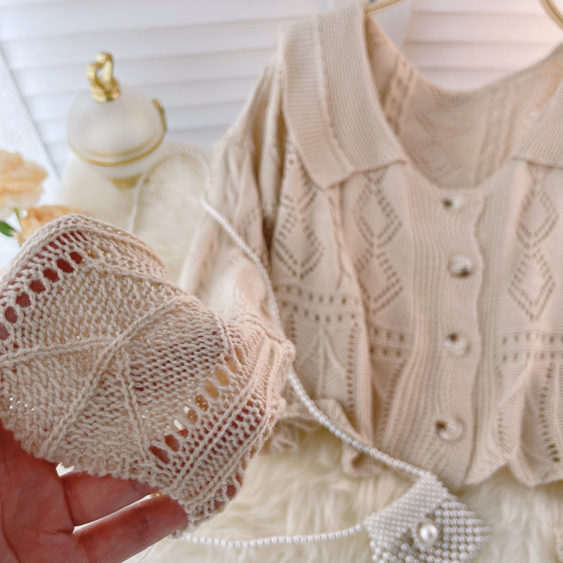 Kurze ausgehöhlte Strickjacke für Damen im Herbst 1597