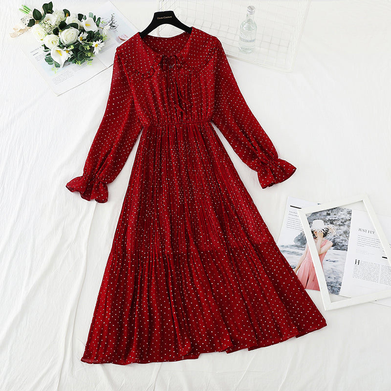 Salt and sweet lapel, small fragrant wind, Pleated Chiffon, broken flower skirt. 2392